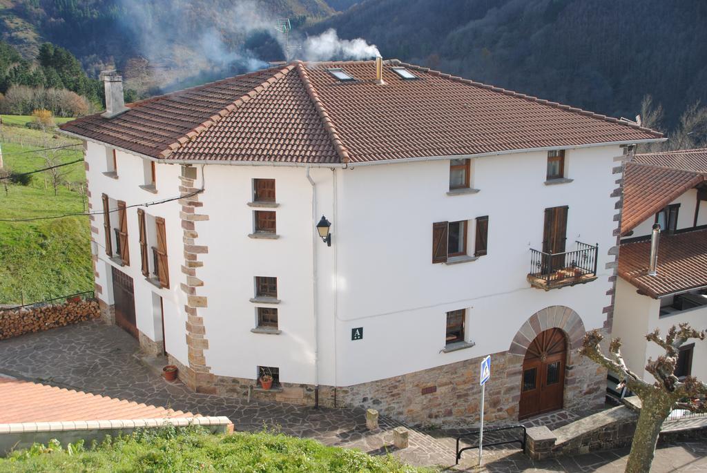 Matxitxulo Family Rooms Ezkurra Екстер'єр фото